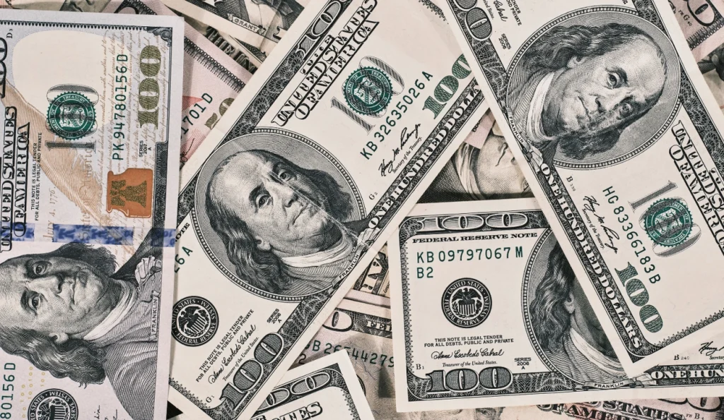 Dólar hoje Copom mantém juros e inflação europeia afeta mercado Dólar hoje Copom mantém juros e inflação europeia afeta mercado