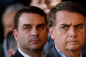 Flávio Bolsonaro pode desistir da disputa à Presidência em 2026
