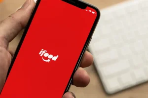 iFood expande presença em vales-refeição com aquisições estratégicas