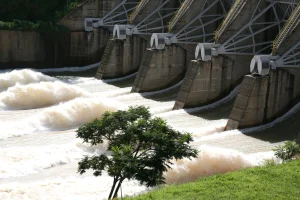 Justiça de Minas suspende venda de 4 usinas da Cemig (CMIG4)