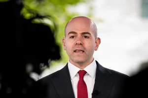 Fed alerta: política monetária excessivamente restritiva pode levar a 500 mil desempregos