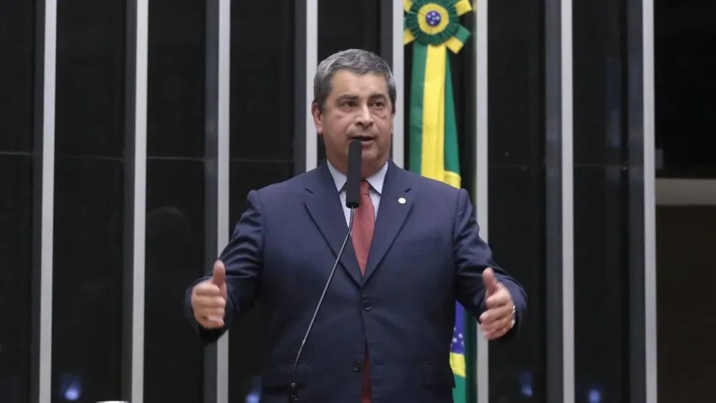 Coronel Tadeu assume cargo de Carla Zambelli agora, entenda o que muda hoje Coronel Tadeu assume cargo de Carla Zambelli agora, entenda o que muda hoje