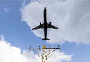 Anac reforça punição a passageiros indisciplinados em voos e revê direitos dos passageiros