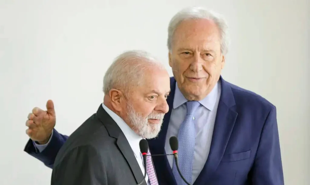 Lewandowski Volta a Advogar com Liberação Prematura Lewandowski Volta a Advogar com Liberação Prematura