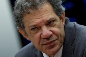 Ex-diretores da CVM reagem contra Haddad e alertam sobre retrocesso agora