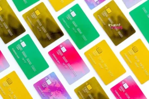 CEO que estourou 65 cartões de crédito agora vale US$ 1 bilhão