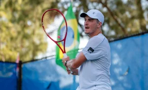 João Fonseca encara Opelka, 2,11m e líder de aces da ATP hoje