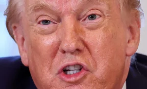 Trump anuncia tarifas para oito países europeus por causa da disputa da Groenlândia