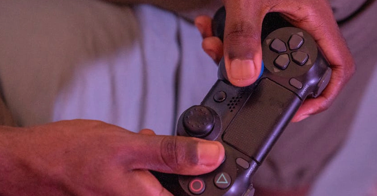 Descubra 10 Jogos Single-Player Esquecidos com Histórias Incríveis Agora