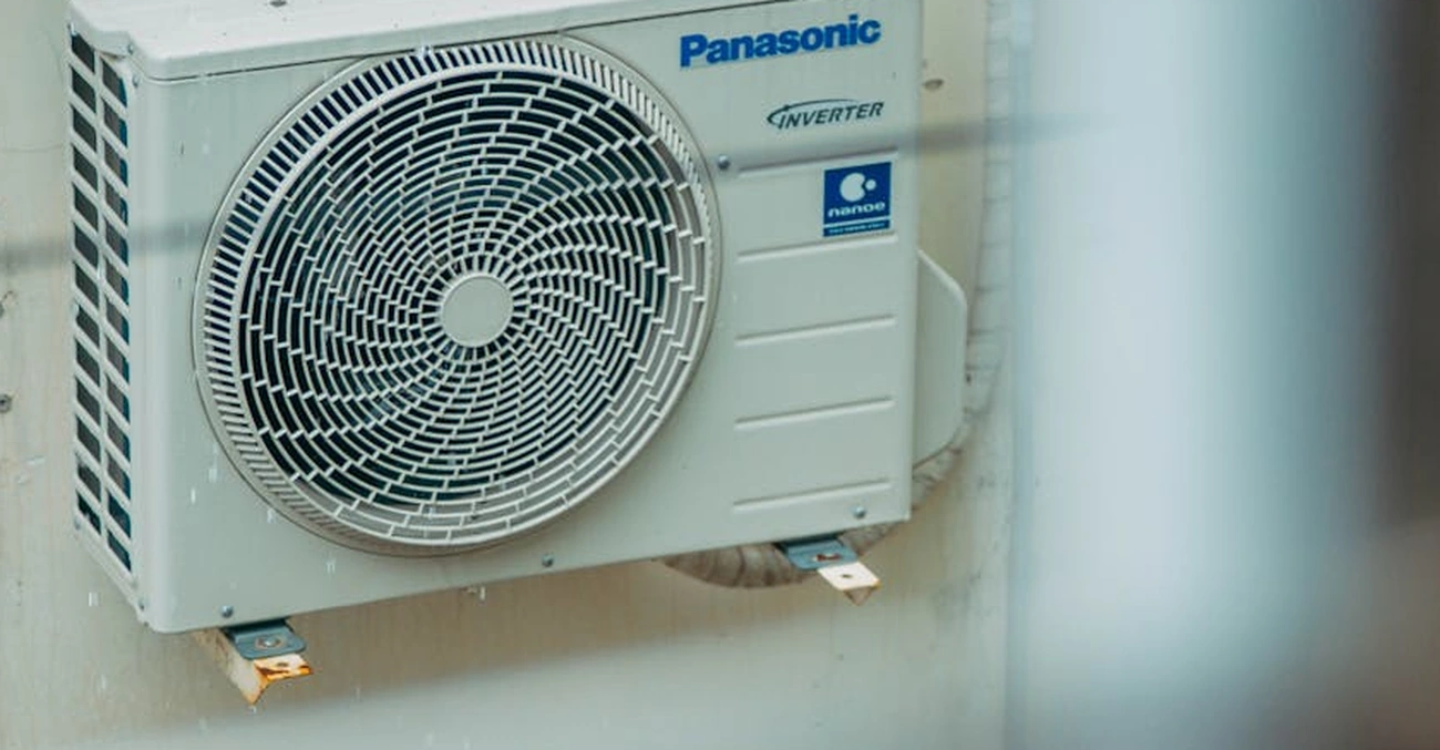 Economia de 60% em energia com ar-condicionado: o Dual Inverter vence o Inverter