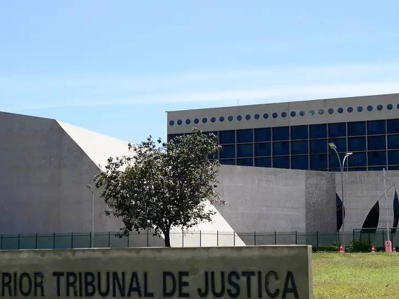 PGR denuncia nove envolvidos no esquema de venda de decisões no STJ que roubou da justiça 40 bilhões em quatro anos