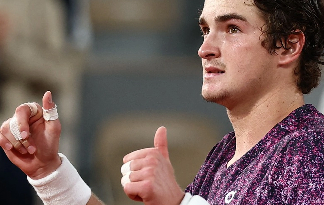 João Fonseca faz história no Roland Garros, conquistando R$ 2,77 milhões em premiação